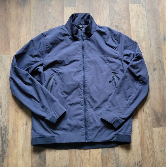 Mountain Hardwear Other - Men's Mountain Hardwear Jacket